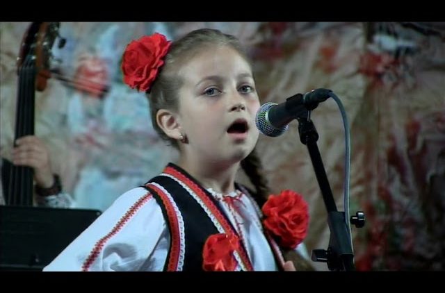 Festivalul ”Cantec drag din plai strabun,,2018 clip 11