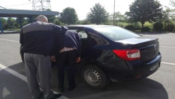 BÄ_rbat cu cetÄ_Å£enie romÃ¢nÄ_ Å_i R