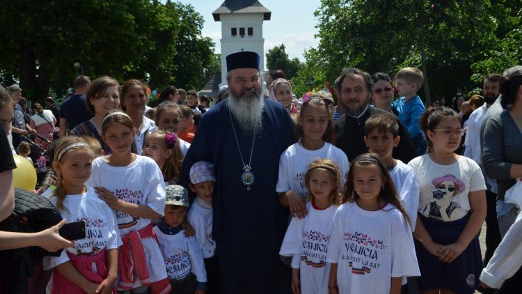 1 iunie episcopia husilor