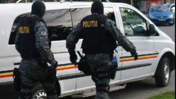 politia arestati