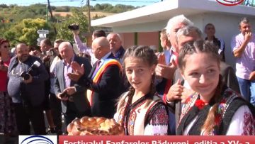 VIDEO: Festivalul Fanfarelor Pădureni, ediția a XV- a. Parada formațiilor participante