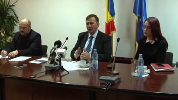 1887QV.MXF_snapshot_03.18.132