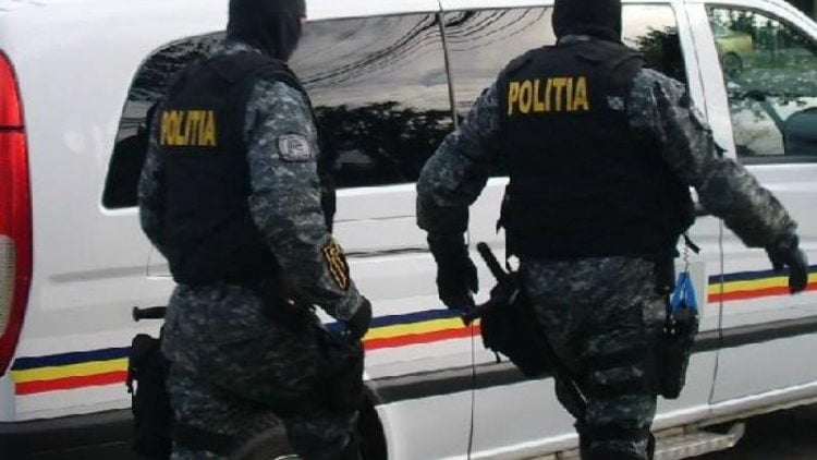 politia vs