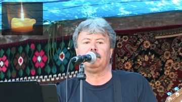 SPECTACOL PORTARI P_001.00_04_45_11.Still001