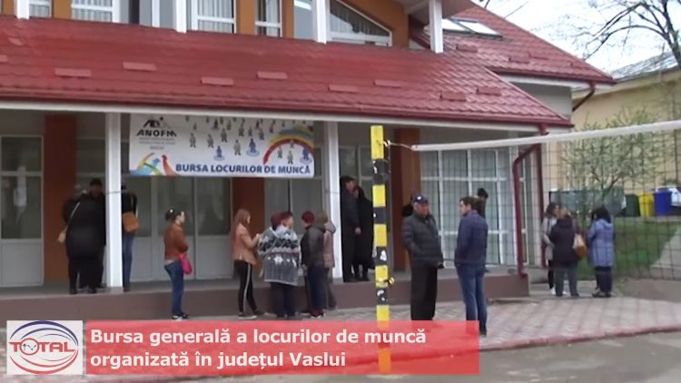 Bursa generală a locurilor de muncă organizată în județul Vaslui.mp4_snapshot_00.24.964