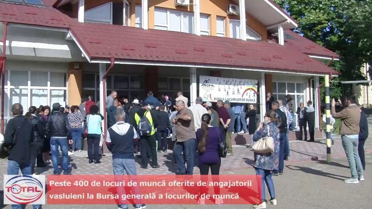 Peste 400 de locuri de muncă oferite de angajatorii vasluieni la Bursa generală a locurilor de muncă.mp4_snapshot_00.11.640