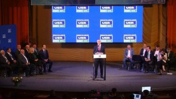 029_4398_01.MP4_snapshot_10.34.049