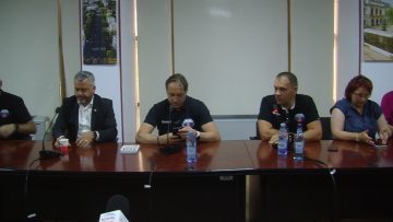 029_4932_01.MP4_snapshot_00.01.019