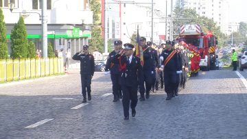 029_5102_05.MP4_snapshot_00.00.915