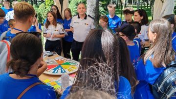 LIVE TVT .00_00_44_11.Still002