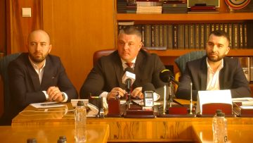 029_5832_01.MP4_snapshot_07.29.280