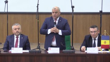 029_4517_01.00_44_54_03.Still011