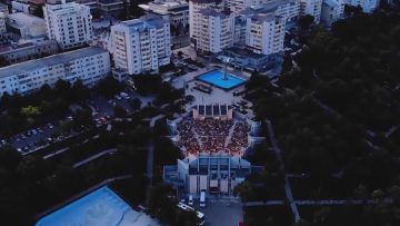 029_4517_01.00_03_08_23.Still011