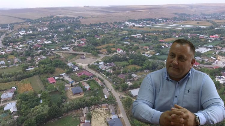 029_4517_01.00_02_04_16.Still012