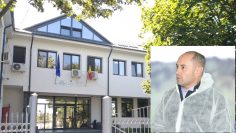 029_4517_01.00_03_57_10.Still012