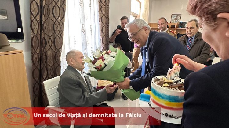 Un secol de viață și demnitate la Fălciu.mp4_snapshot_04.54.040